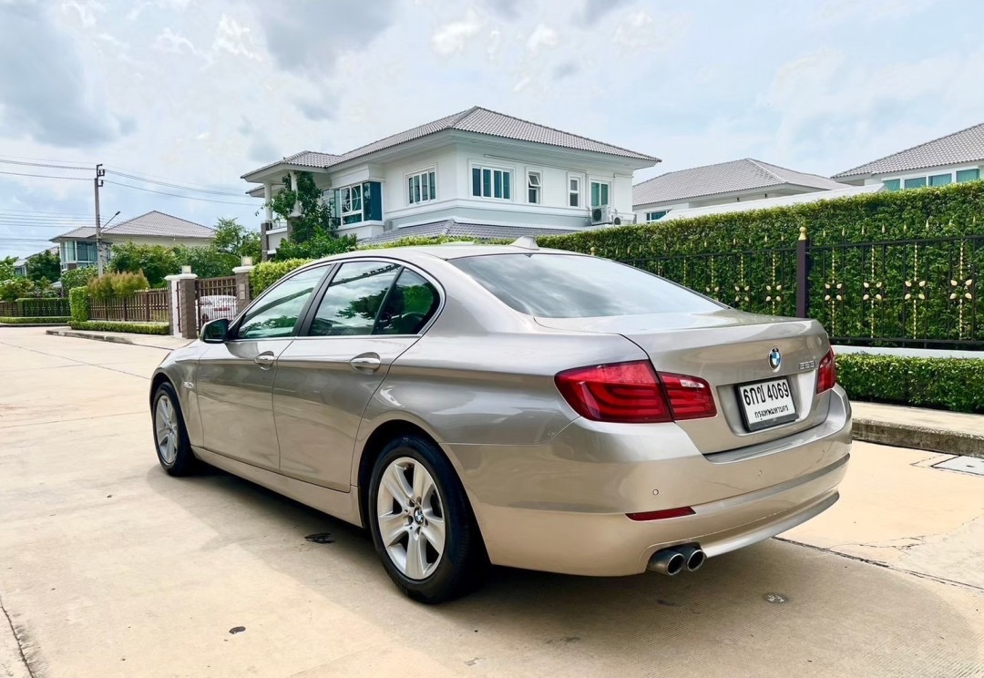 2012 BMW 5 Series F10 523i สีทอง (รูปที่ 9)