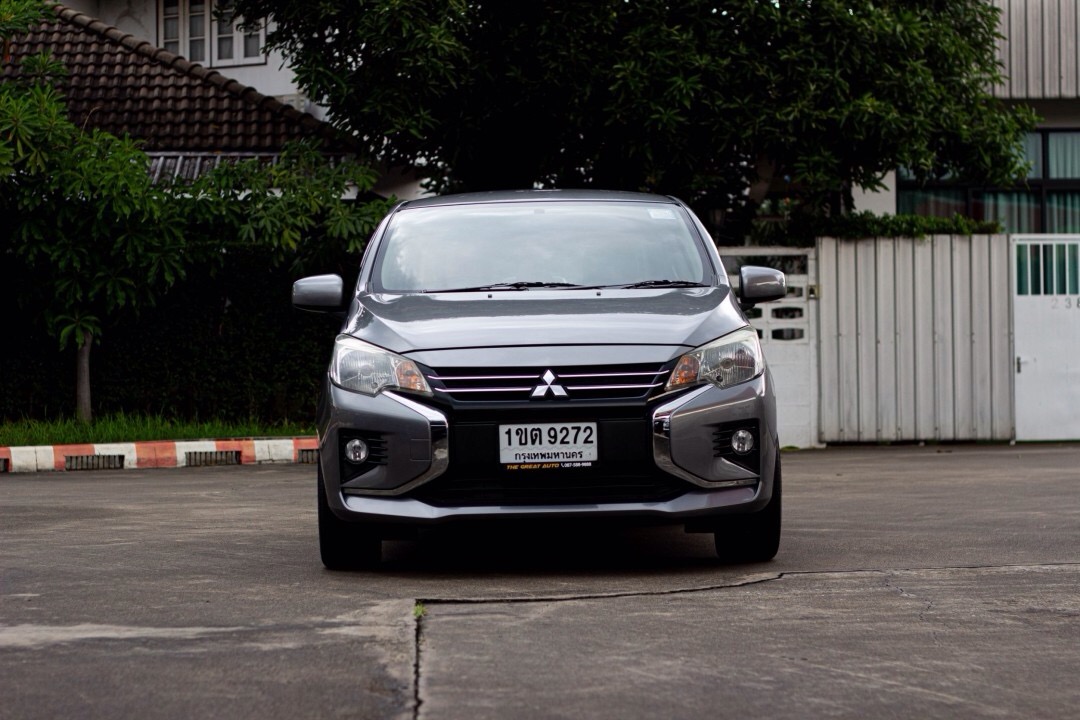 2020 Mitsubishi Attrage สีเทา (รูปที่ 2)
