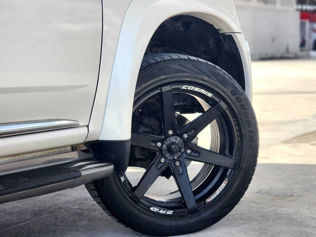2011 Isuzu D-Max Hi-Lander (4 ประตู) สีขาว (รูปที่ 8)