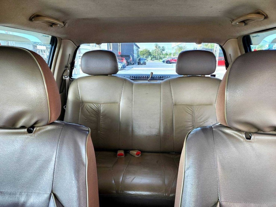 2011 Isuzu D-Max Hi-Lander (4 ประตู) สีขาว (รูปที่ 13)