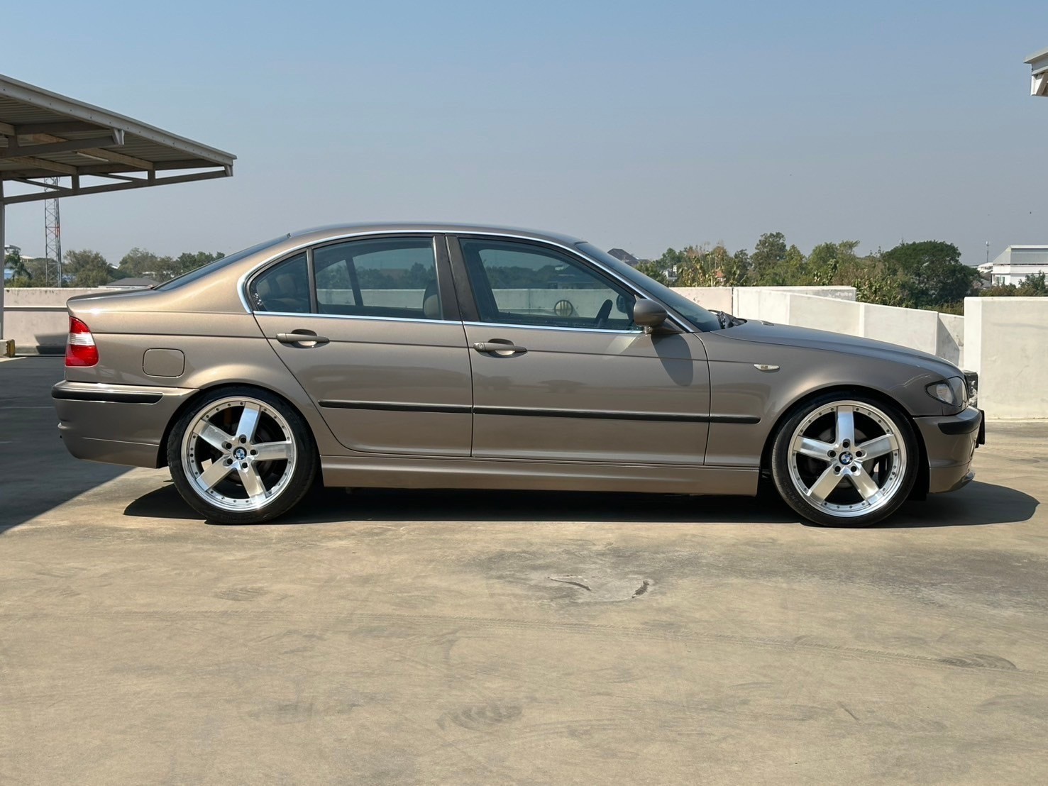 2003 BMW 3 Series E46 323i สีน้ำตาล (รูปที่ 5)