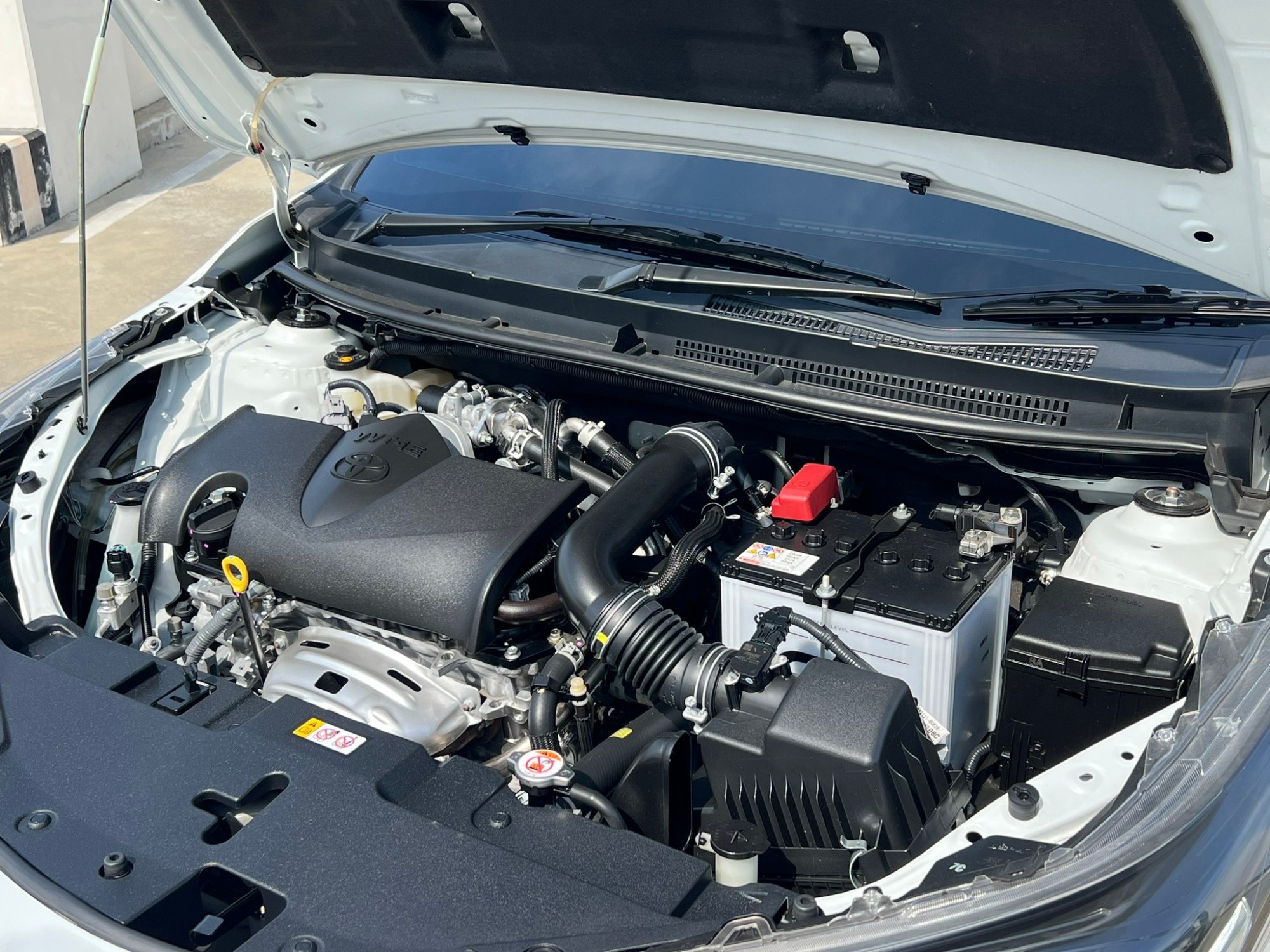 TOYOTA YARIS 1.2 Smart ปี2024 รถสวย เจ้าของมือเดียว ไมล์ 9,000 km (รูปที่ 2)