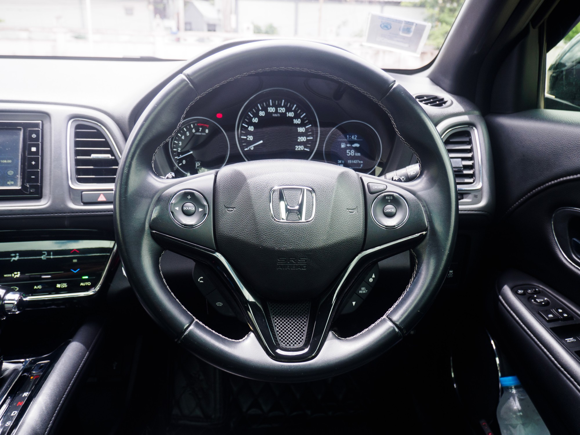 HONDA HR-V 1.8RS (รูปที่ 21)