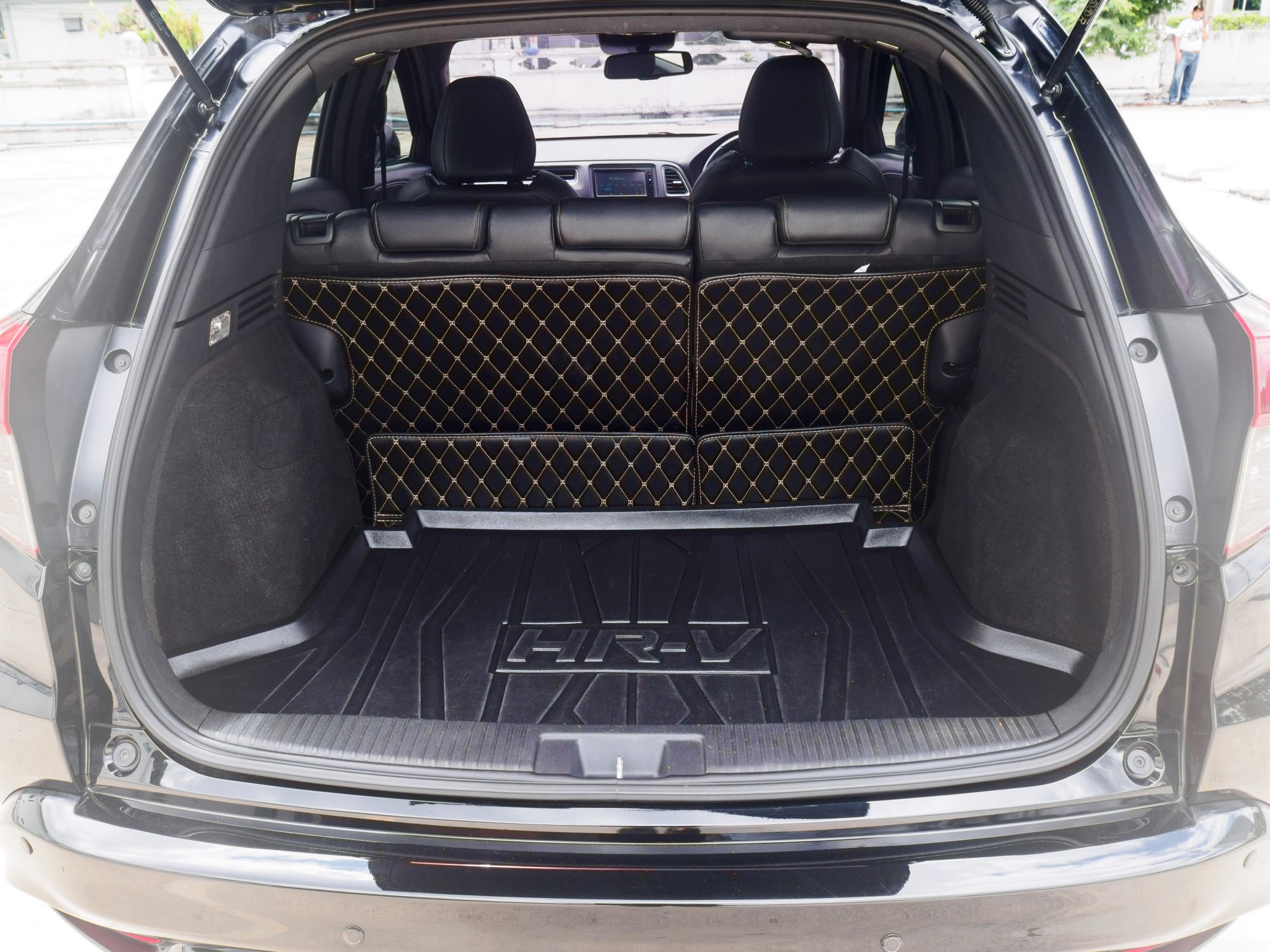HONDA HR-V 1.8RS (รูปที่ 24)