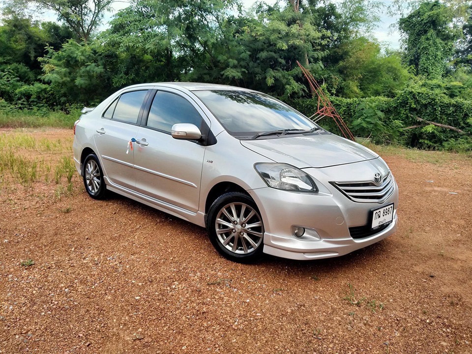 Toyota Vios ปี 2013 สีเงิน