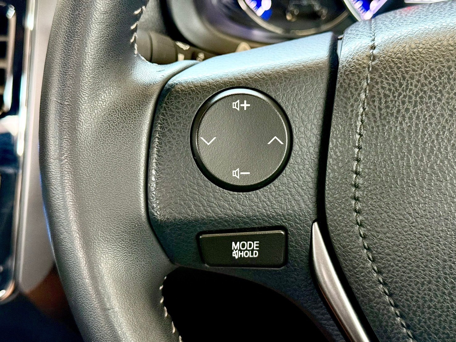 Toyota Yaris Ativ 1.2 Sport ปี 2021 (รูปที่ 4)