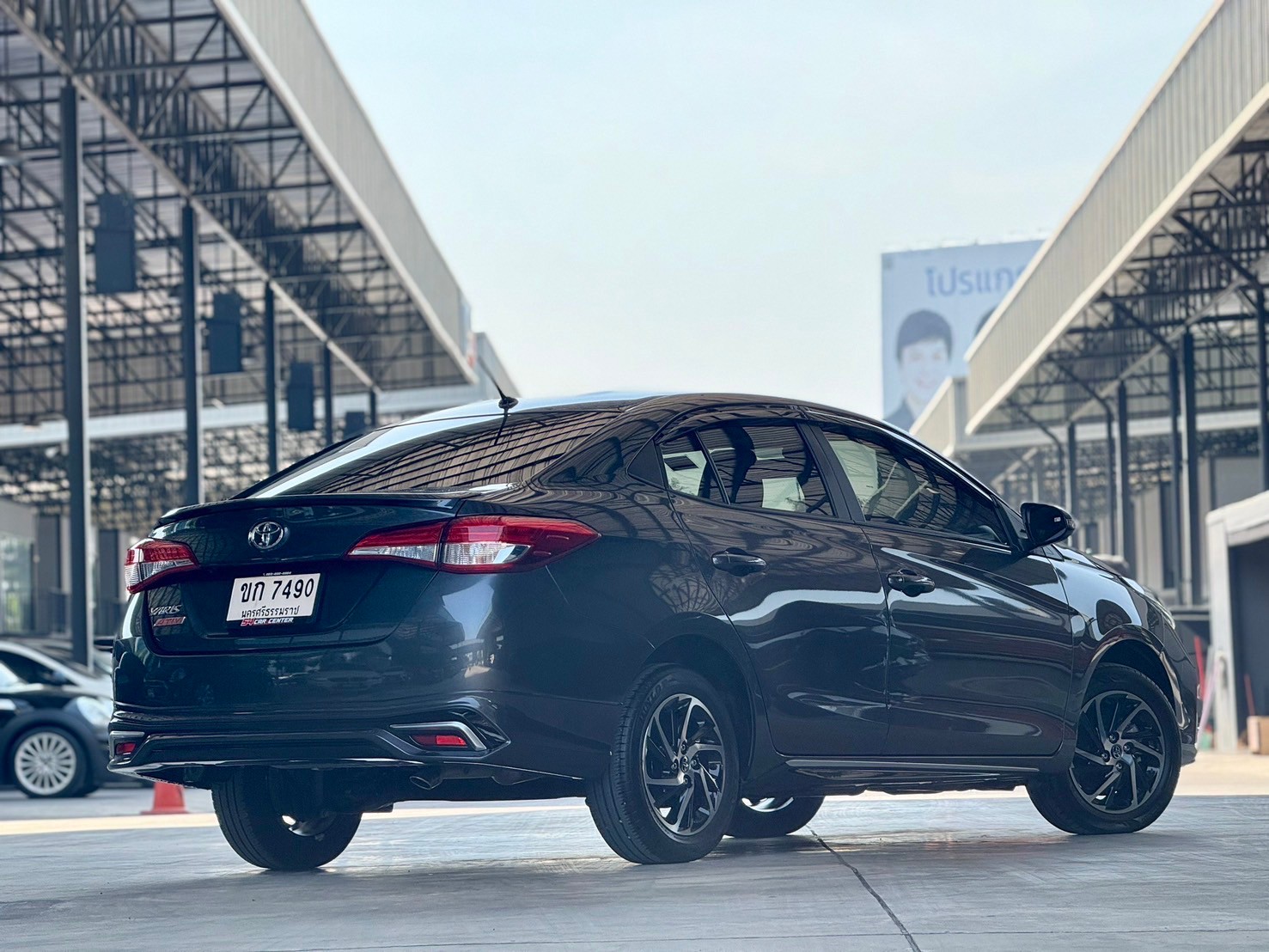 Toyota Yaris Ativ 1.2 Sport ปี 2021 (รูปที่ 17)