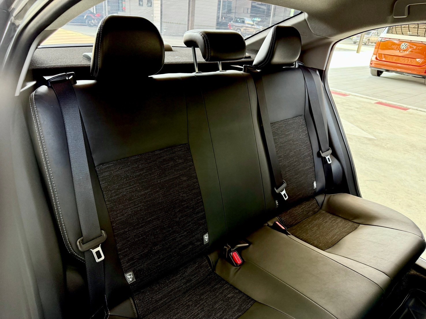 Toyota Yaris Ativ 1.2 Sport ปี 2021 (รูปที่ 12)