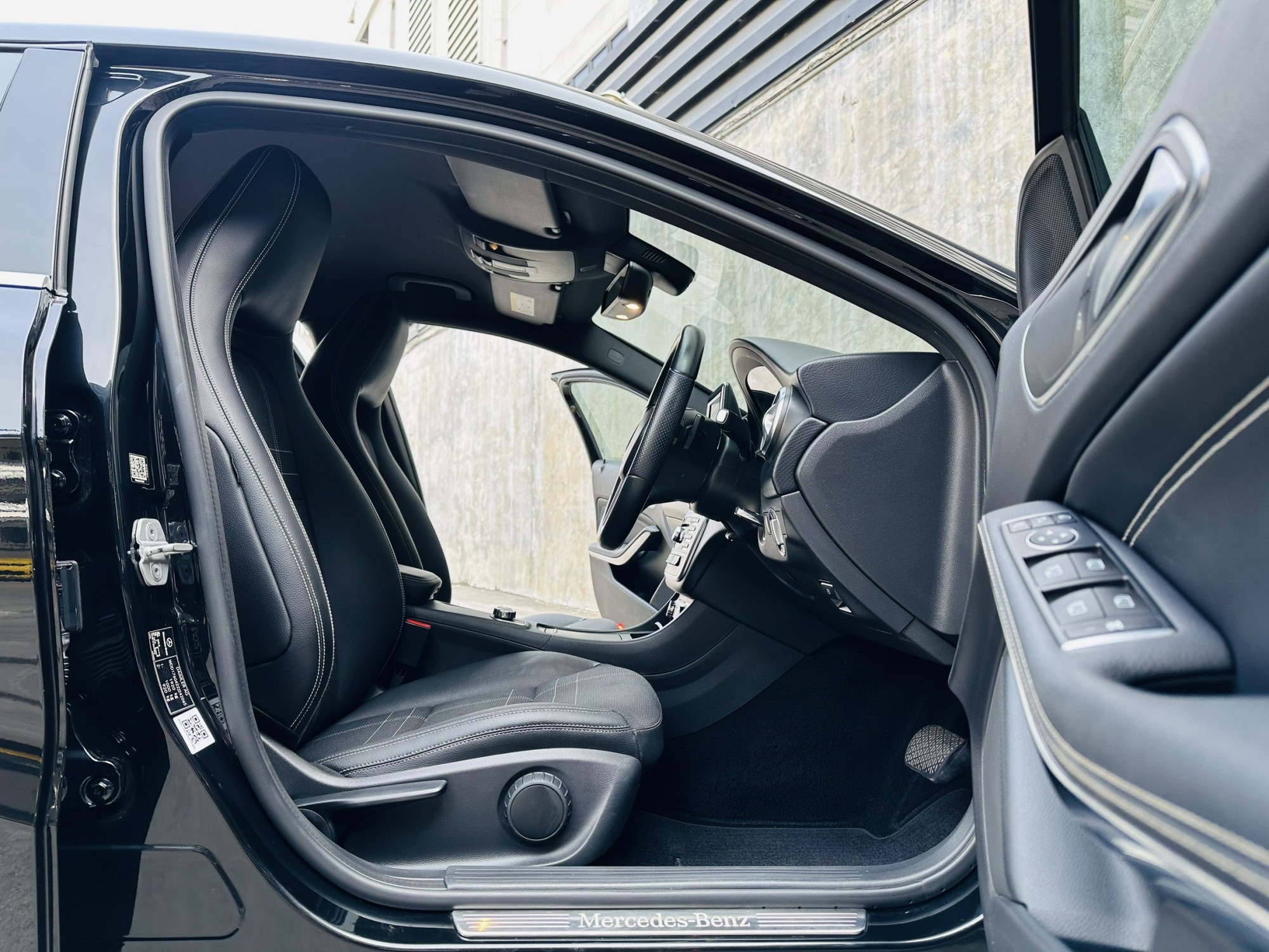 2014 แท้ Mercedes-Benz A180 Style โฉม W176 ไมล์ 91,000 กม. (รูปที่ 5)