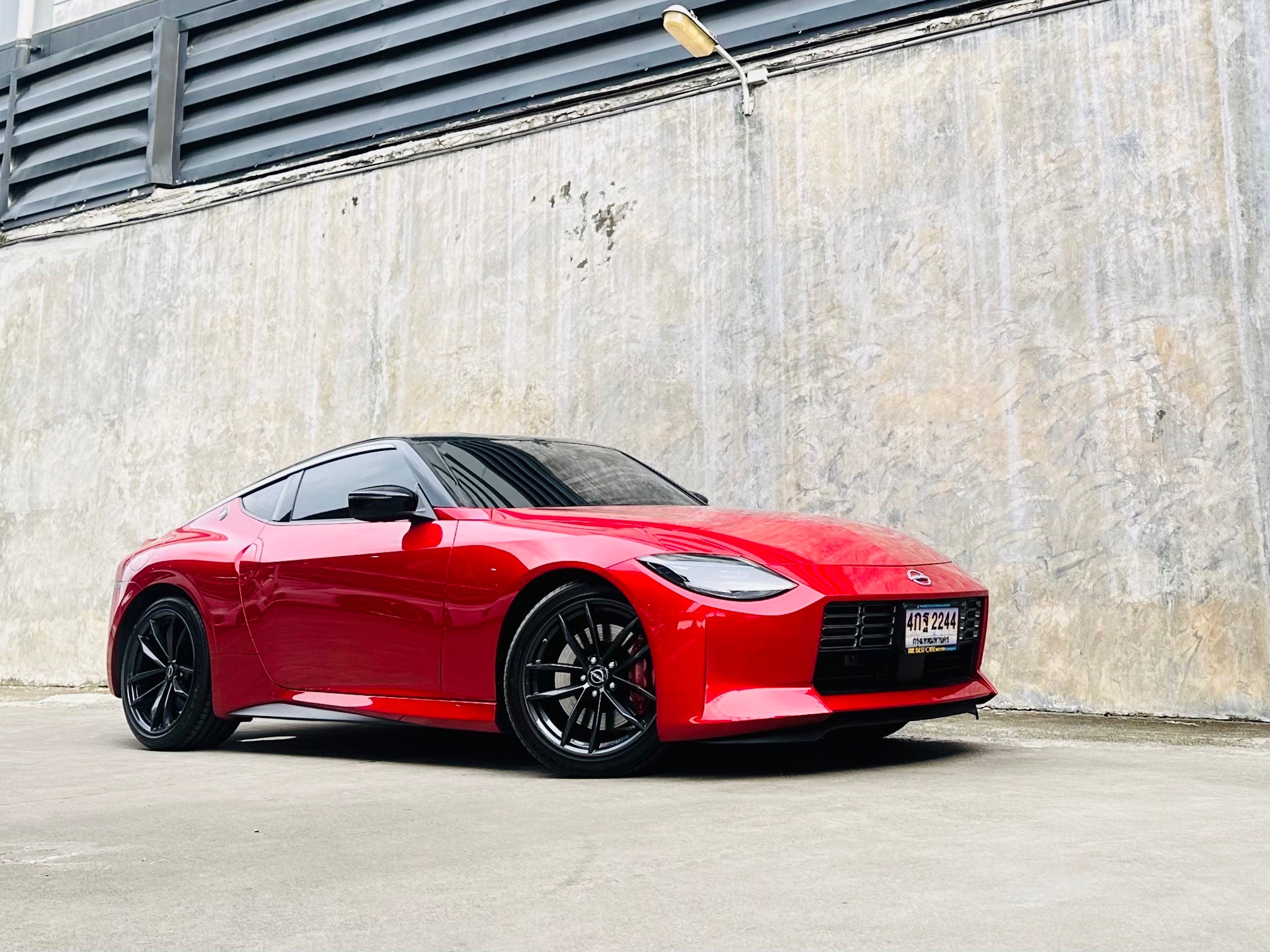 2024 Nissan Fairlady Z400 Version ไมล์ 3,000 กม. (รูปที่ 2)