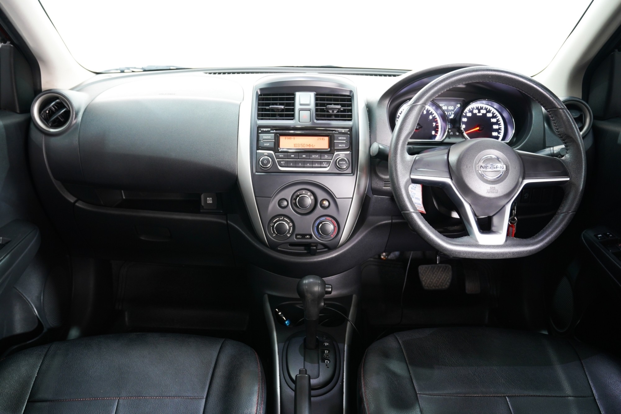 #NISSAN #ALMERA 1.2E CVT Sportech AT ปี2019 สีแดง (รูปที่ 10)