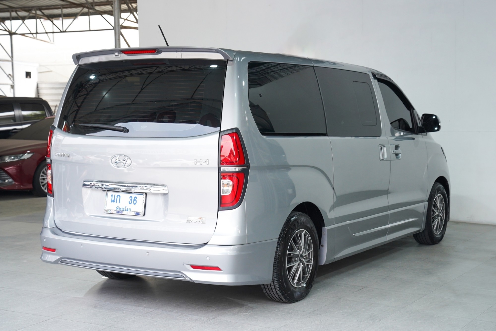 HYUNDAI #H1 2.5 Elite AT ปี2019 จดปี2020 สีเทา เลขไมล์ปัจจุบัน 75,xxx กม. เครื่องยนต์ ดีเซล (รูปที่ 9)