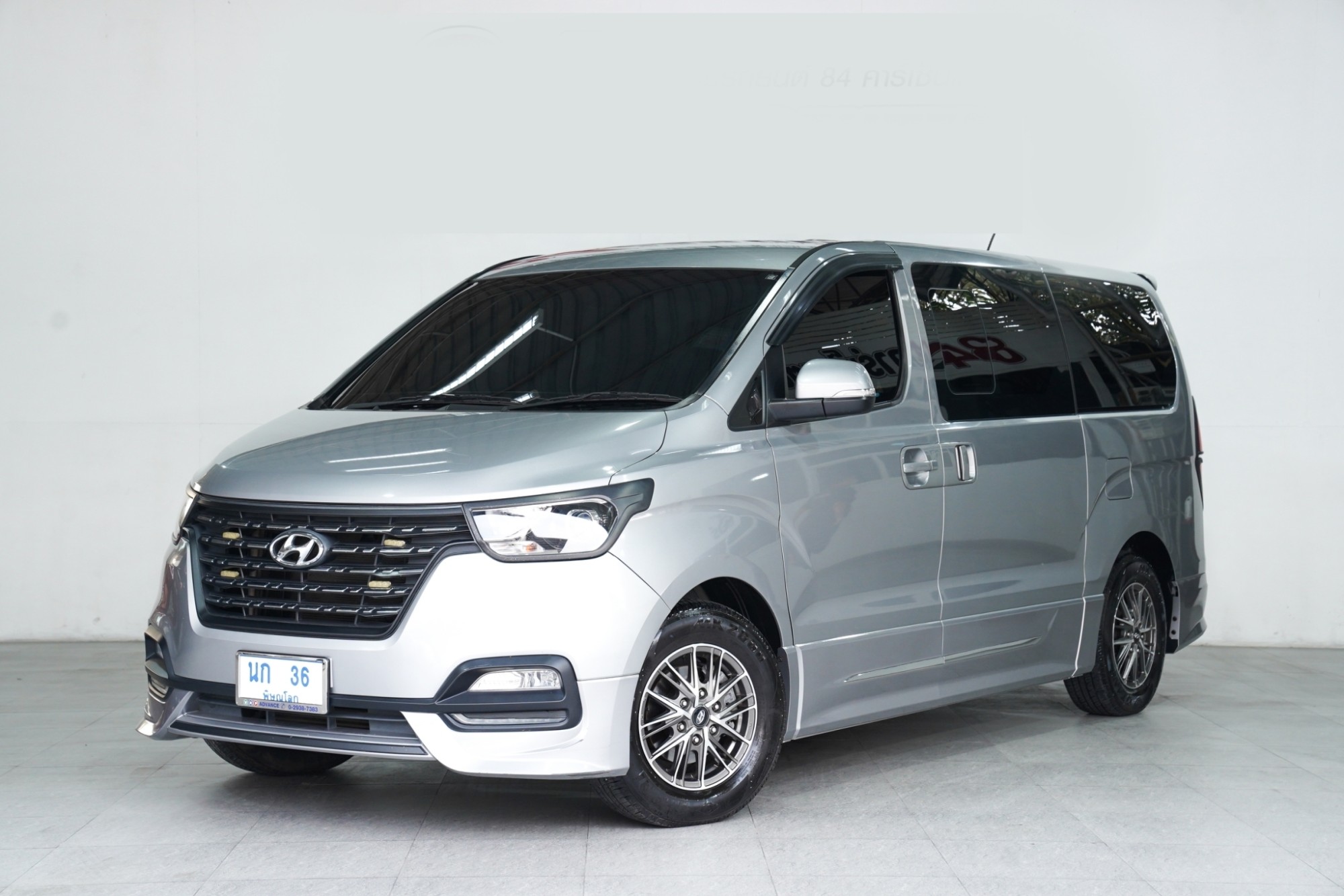 HYUNDAI #H1 2.5 Elite AT ปี2019 จดปี2020 สีเทา เลขไมล์ปัจจุบัน 75,xxx กม. เครื่องยนต์ ดีเซล