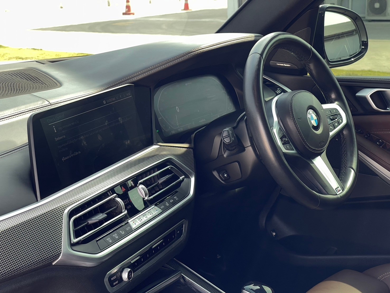 BMW X5 xdrive45e M Sport (G05) 2021 จด 2022 Mileage: 54,000 km . (รูปที่ 2)