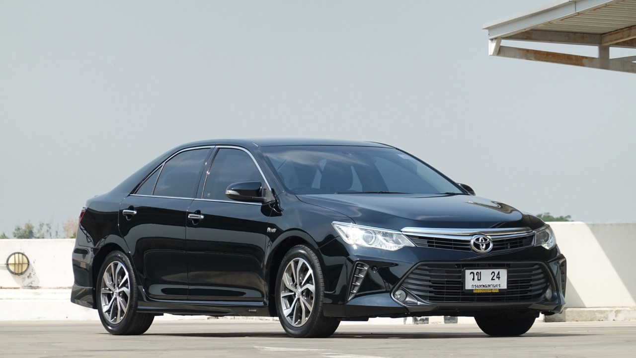 Toyota Camry 2.0 Extremo MNC ปี 2017 สีดำ (รูปที่ 15)