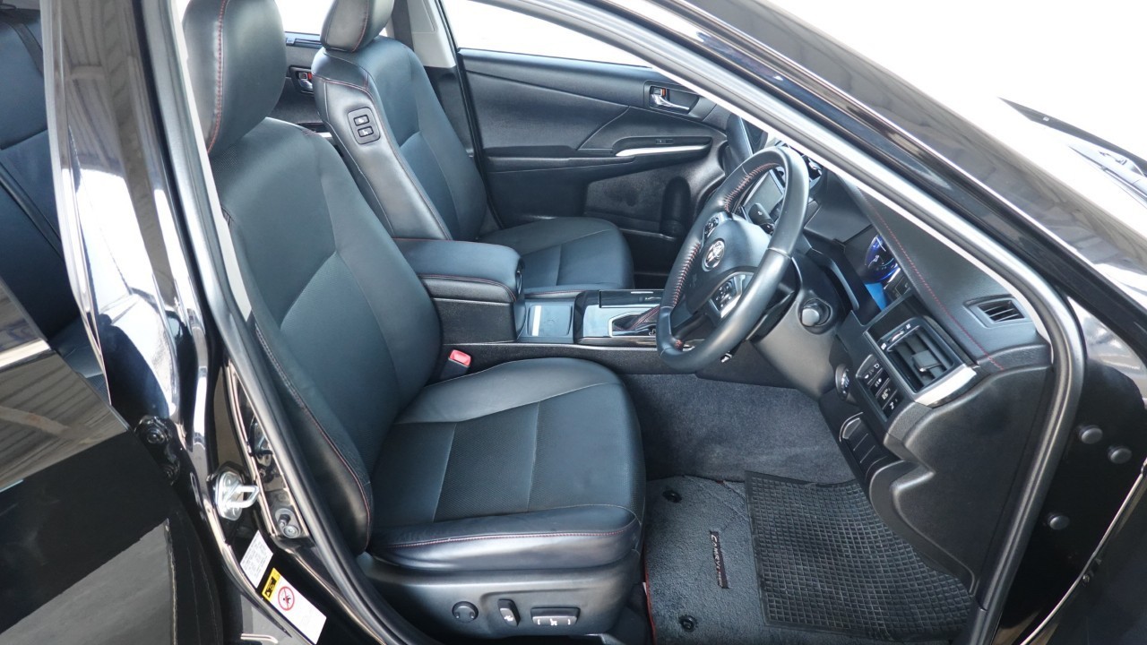 Toyota Camry 2.0 Extremo MNC ปี 2017 สีดำ (รูปที่ 10)