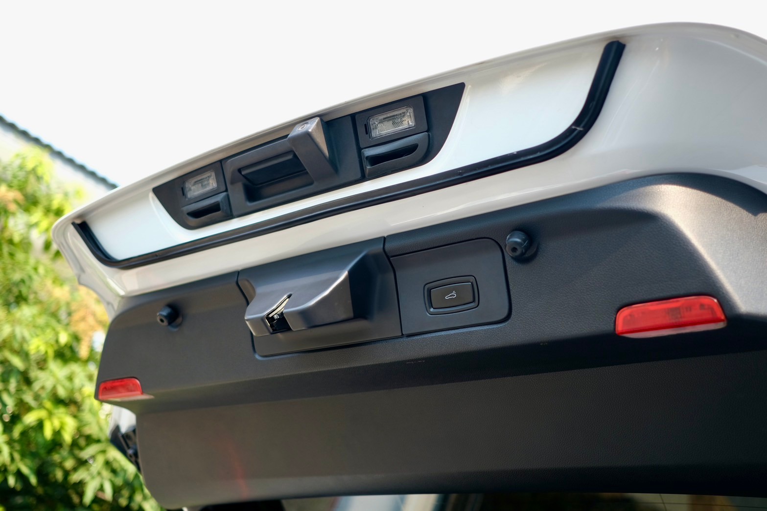 Porsche Panamera 3.0D (ฝาดำ) ไมล์ 33,000 km (รูปที่ 14)