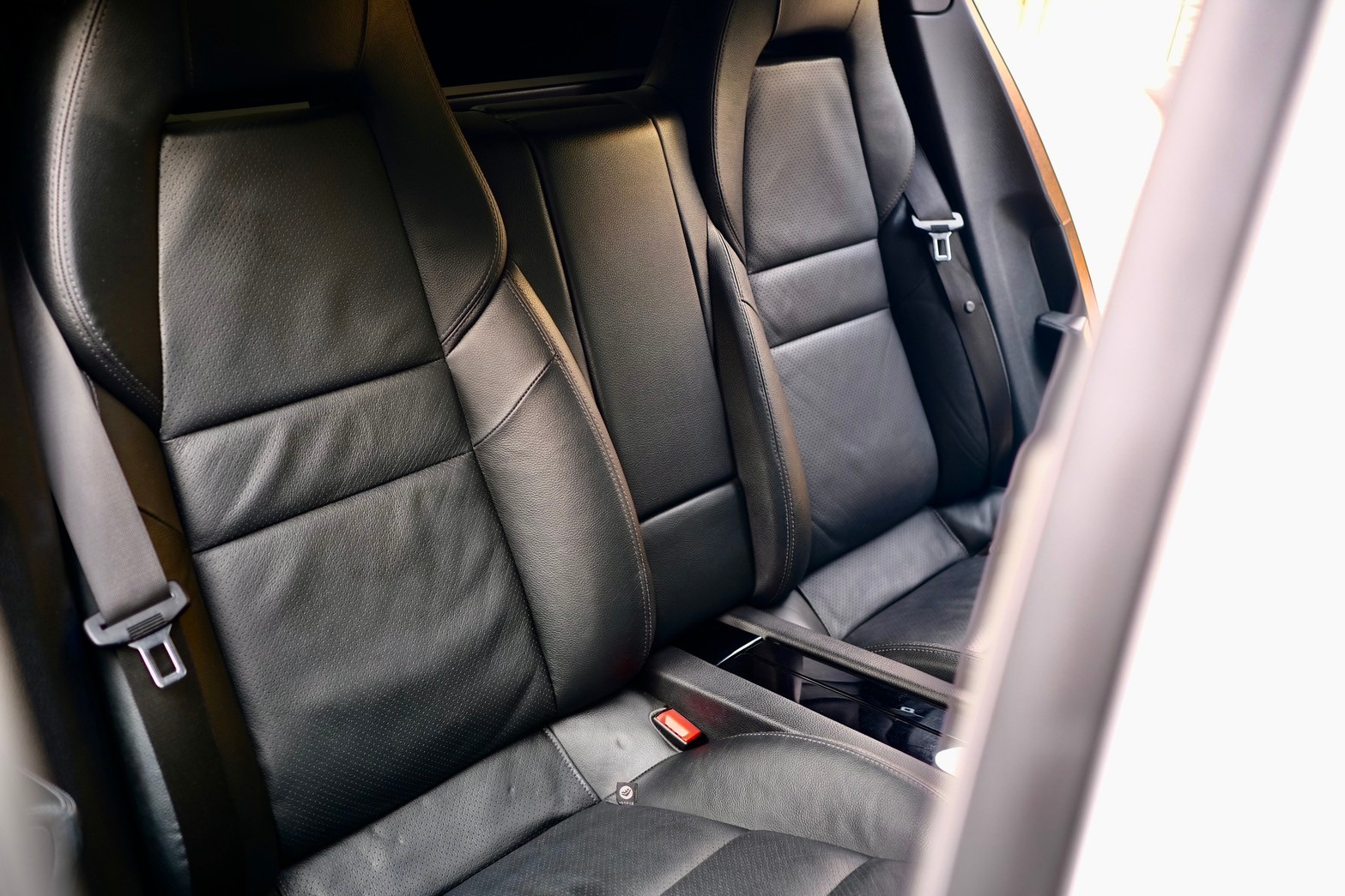 Porsche Panamera 3.0D (ฝาดำ) ไมล์ 33,000 km (รูปที่ 3)