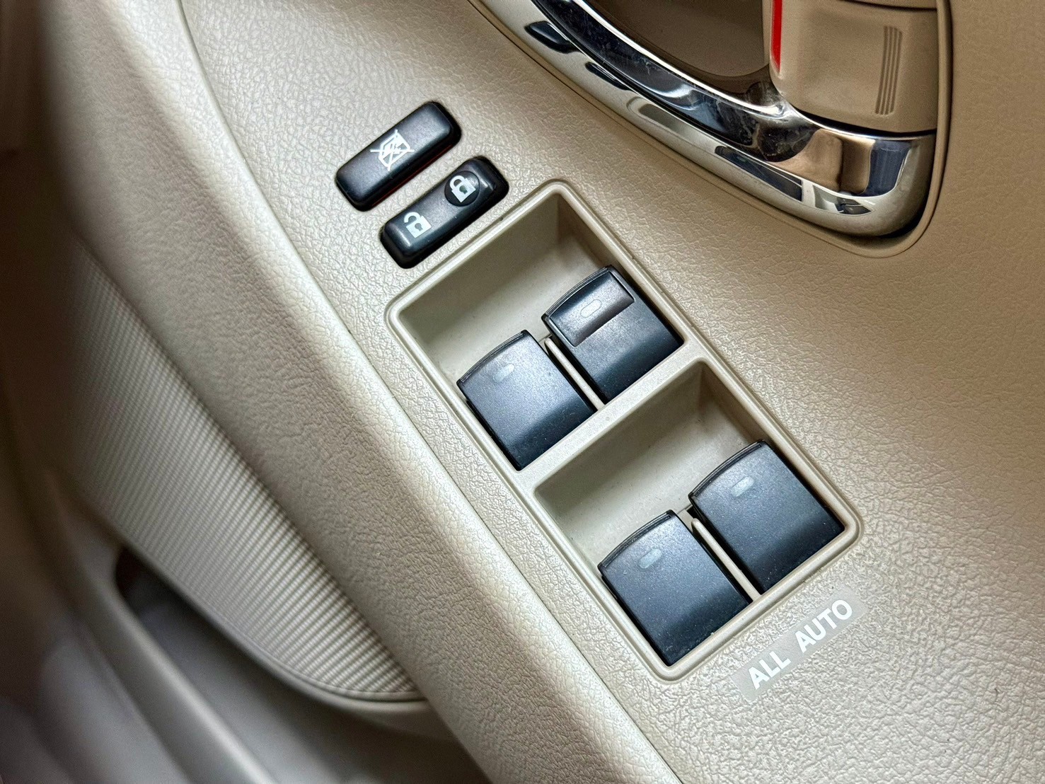 Toyota Camry 2.0 G ปี 2010 (รูปที่ 2)