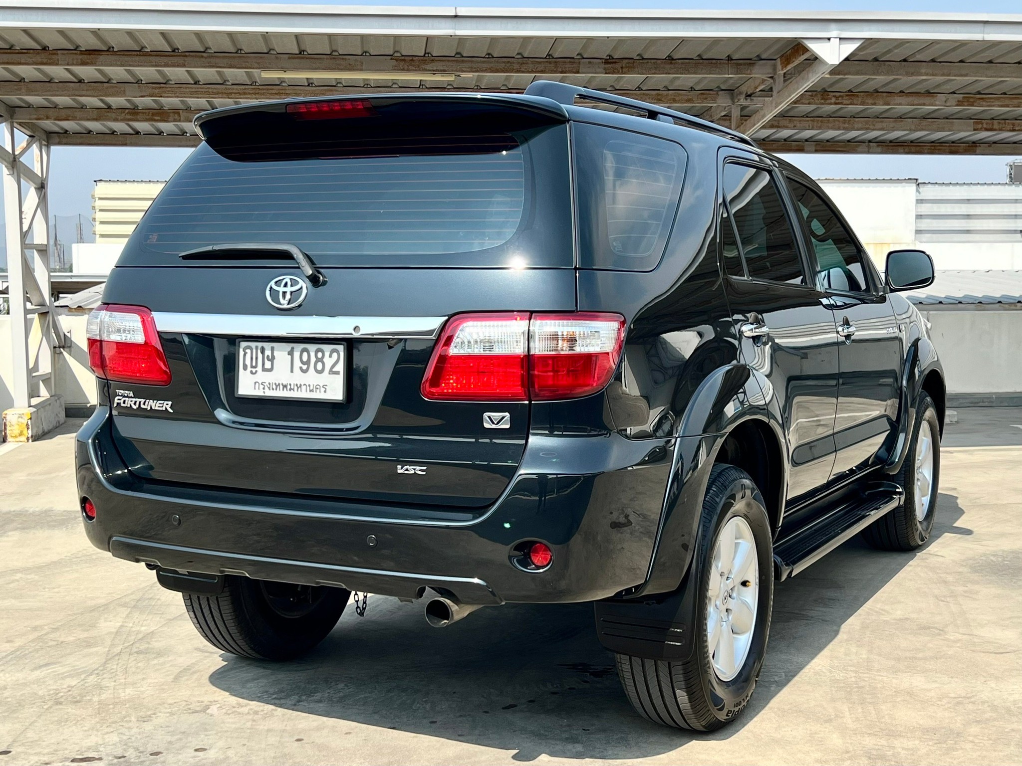 TOYOTA FORTUNER 3.0V ปี 2011 ออโต้ ไมล์แท้ 127,000 กม. (รูปที่ 13)