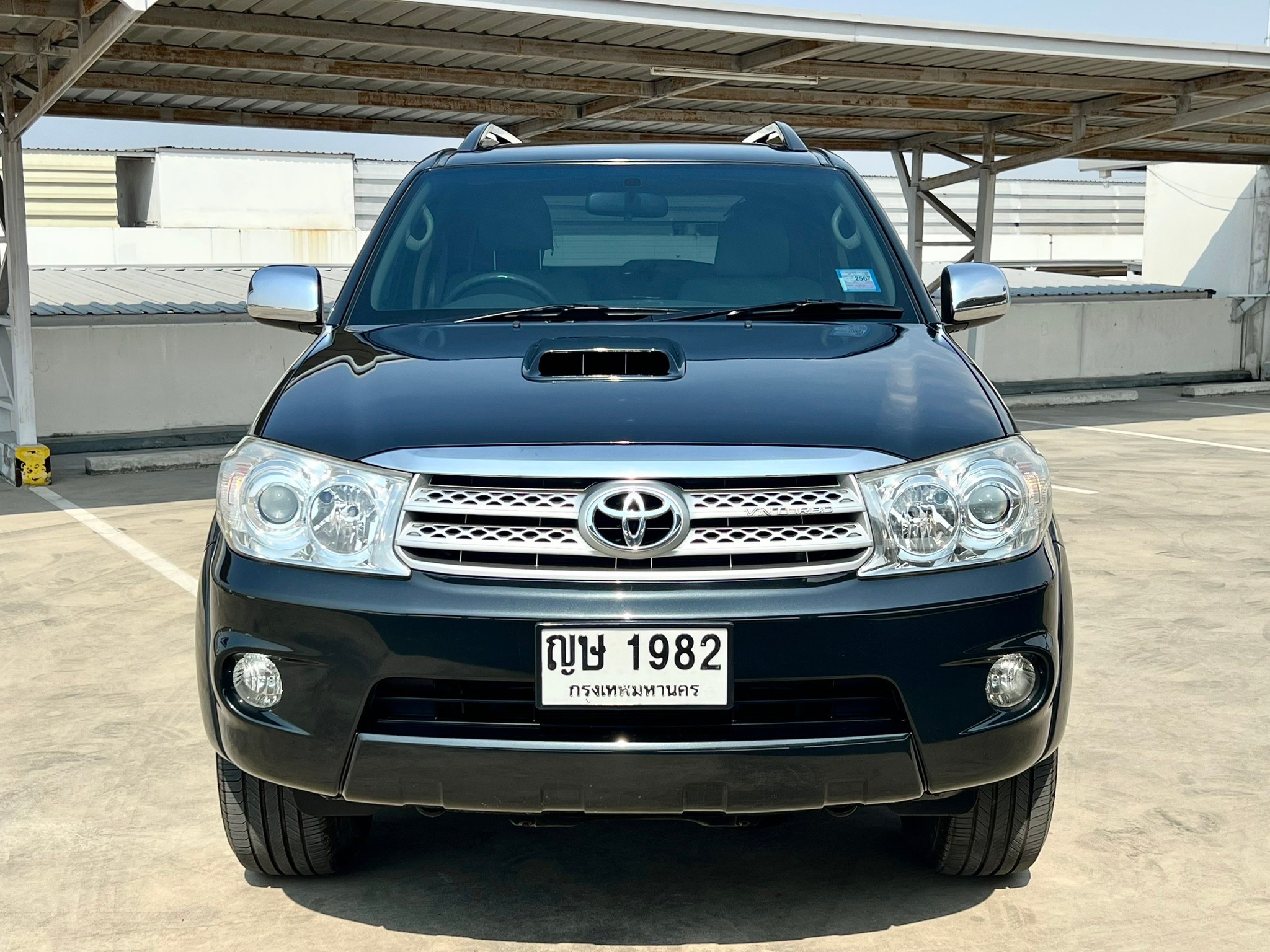 TOYOTA FORTUNER 3.0V ปี 2011 ออโต้ ไมล์แท้ 127,000 กม. (รูปที่ 12)