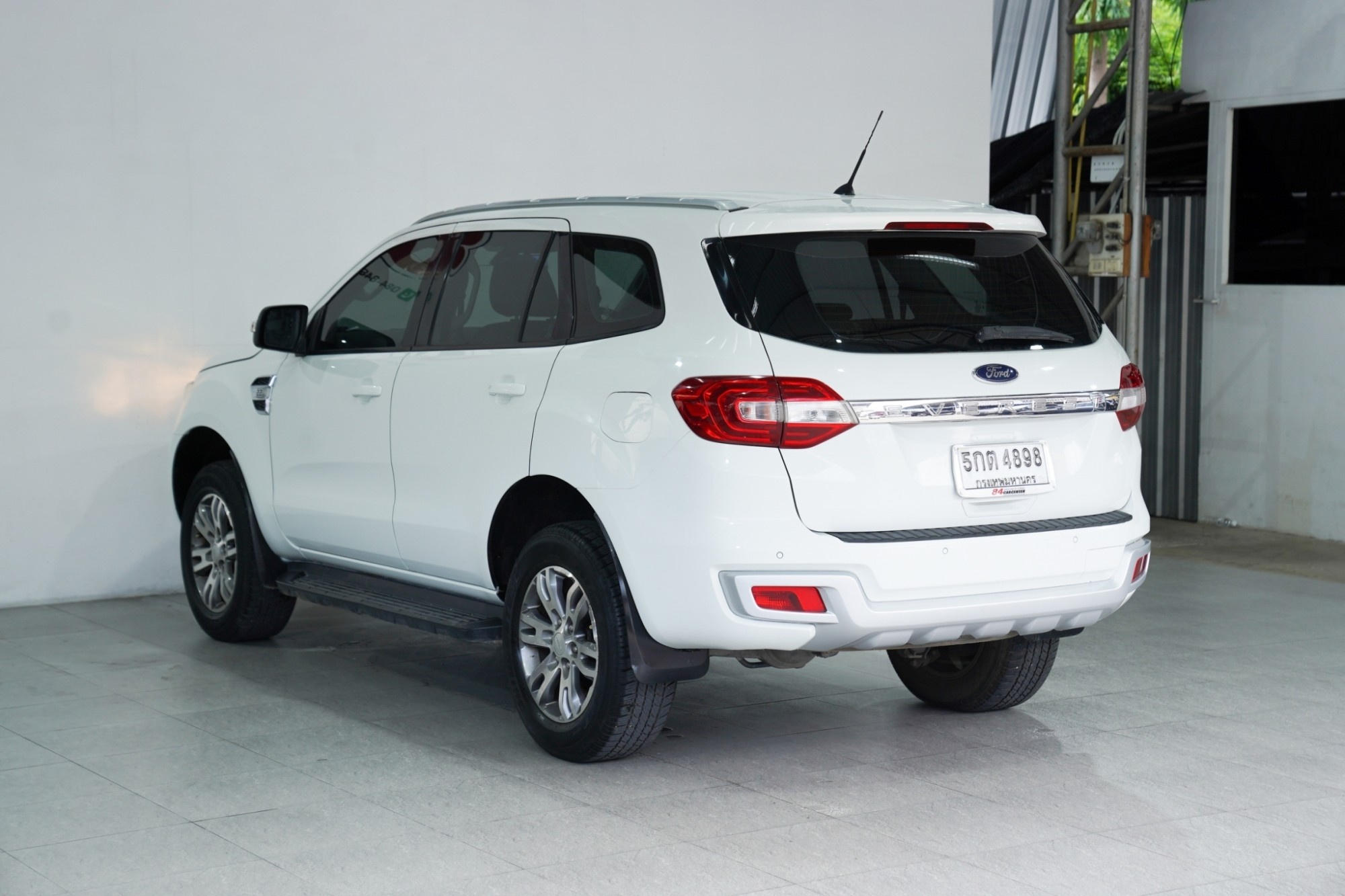 #FORD #EVEREST 2.2 TITANIUM AT ปี 2016 สีขาว (รูปที่ 4)