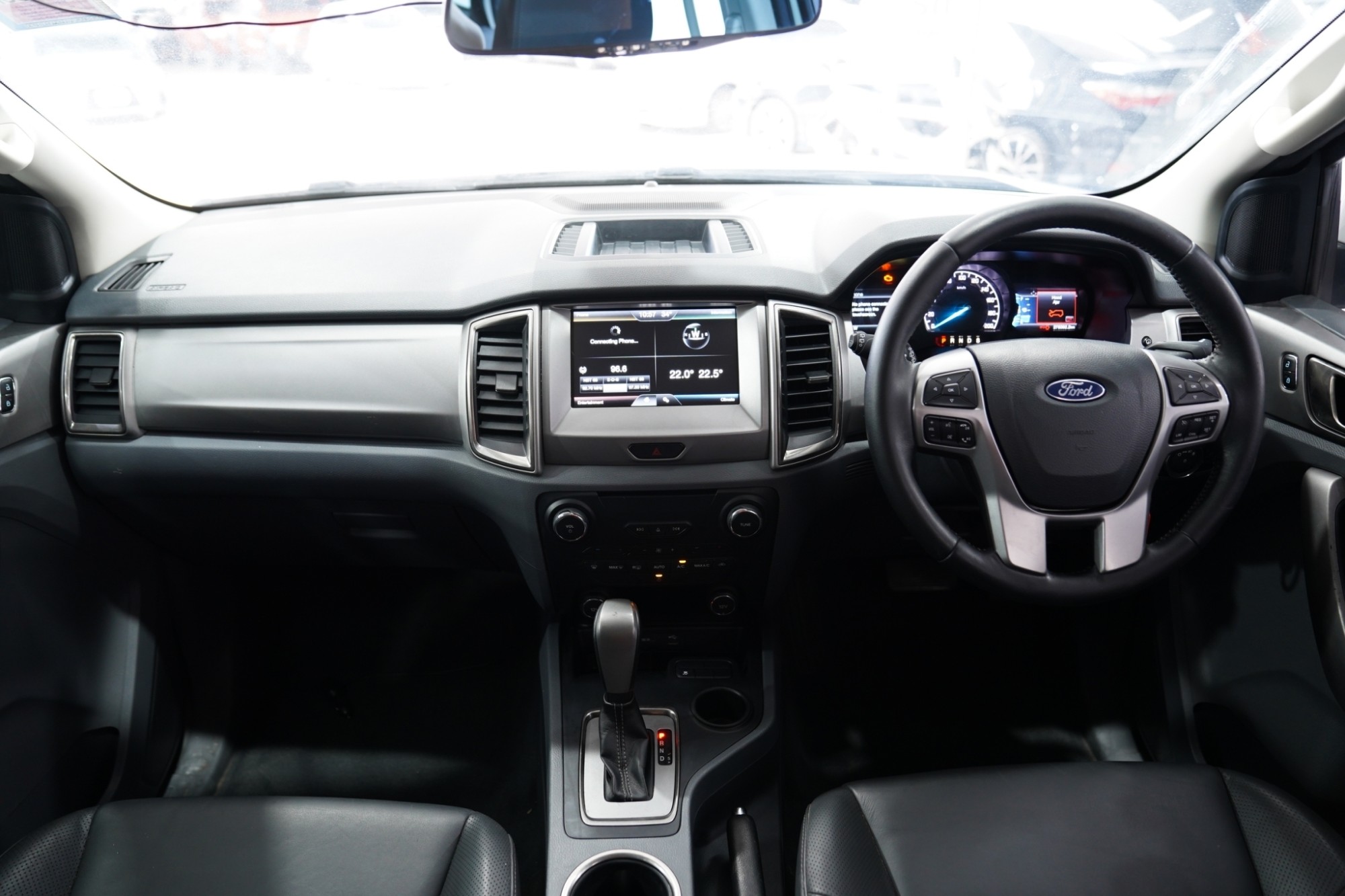 #FORD #EVEREST 2.2 TITANIUM AT ปี 2016 สีขาว (รูปที่ 11)