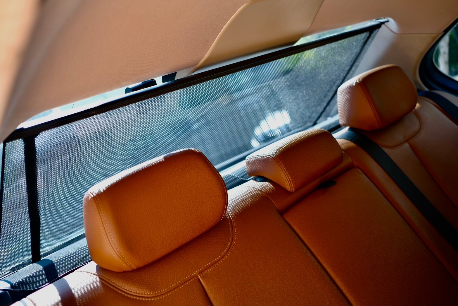 BMW 320d luxury เครื่องดีเซล ปี2012 จด 2014 เกียร์ ออโต้ สี ขาว ไมล์ 11x,xxx Km (รูปที่ 19)