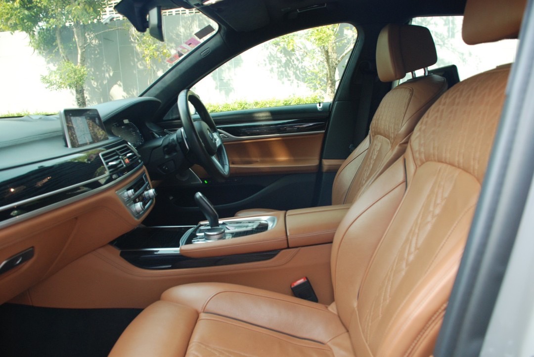2019 จด 2020 Bmw 745Le xDrive M Sport (G12 LCI) ไมล์ 77,000 กม. (รูปที่ 12)