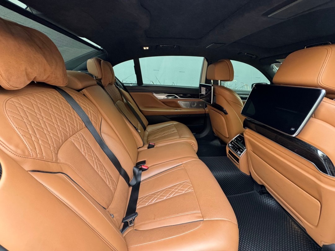 2019 จด 2020 Bmw 745Le xDrive M Sport (G12 LCI) ไมล์ 77,000 กม. (รูปที่ 8)