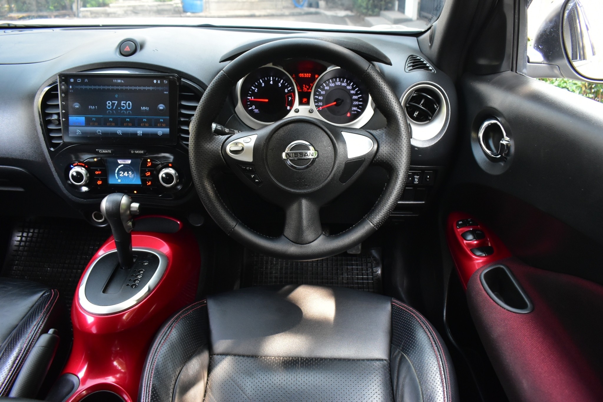 Nissan Juke 1.6V ปี2014 ไมล์ 100,000 กม. (รูปที่ 8)