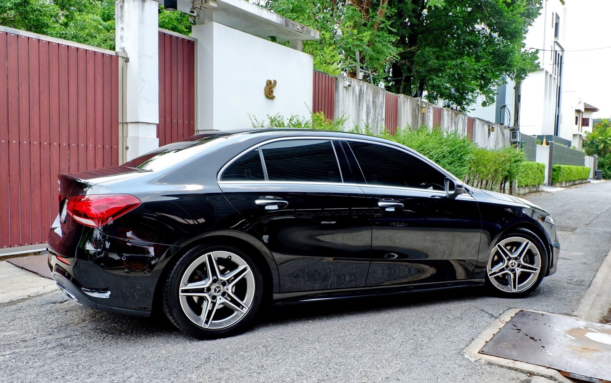 Mercedes Benz A200 AMG ปี 2020 วิ่ง 75,xxx KM. (รูปที่ 11)