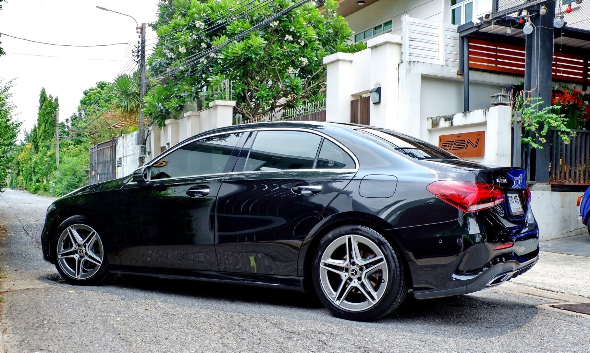 Mercedes Benz A200 AMG ปี 2020 วิ่ง 75,xxx KM. (รูปที่ 10)