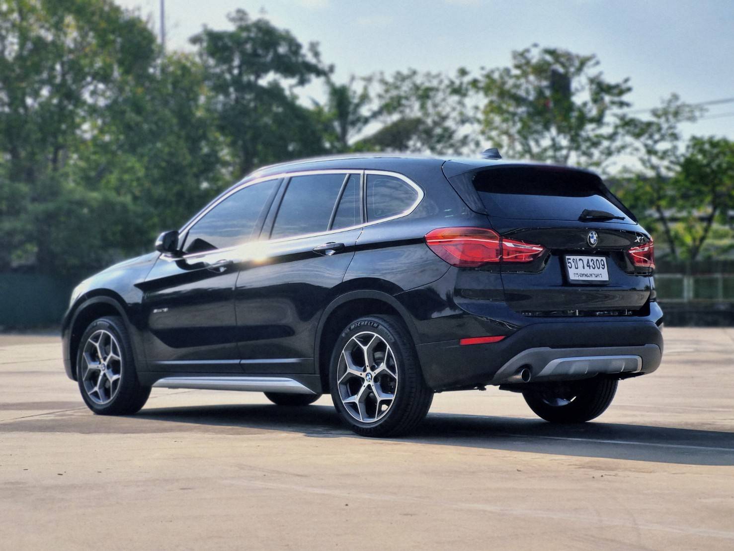BMW sDrive18i X-Line ปี 2018 ไมล์ 97,xxx km รถสวย สภาพดีมาก (รูปที่ 6)