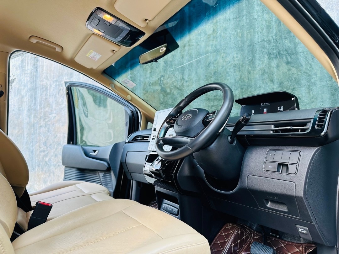 2022 HYUNDAI Staria 2.2 S 8AT ไมล์ 50,000 กม (รูปที่ 8)