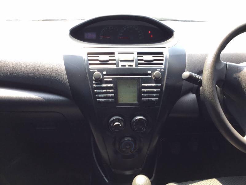 Toyota Vios ปี 2013 สีดำ (รูปที่ 7)