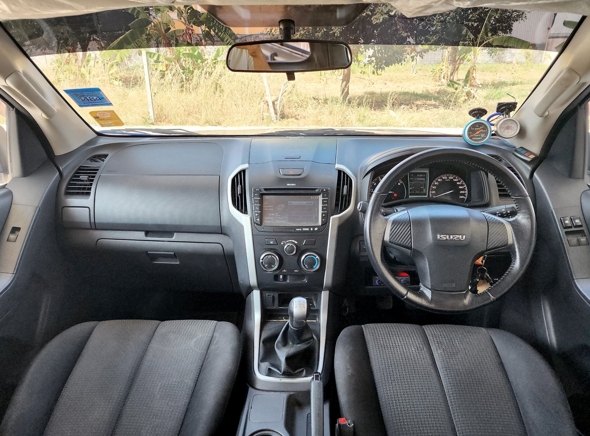 ISUZU D-max Space Cab 2.5Z Hi-lander VGS M/T ปี 2015 (รูปที่ 6)