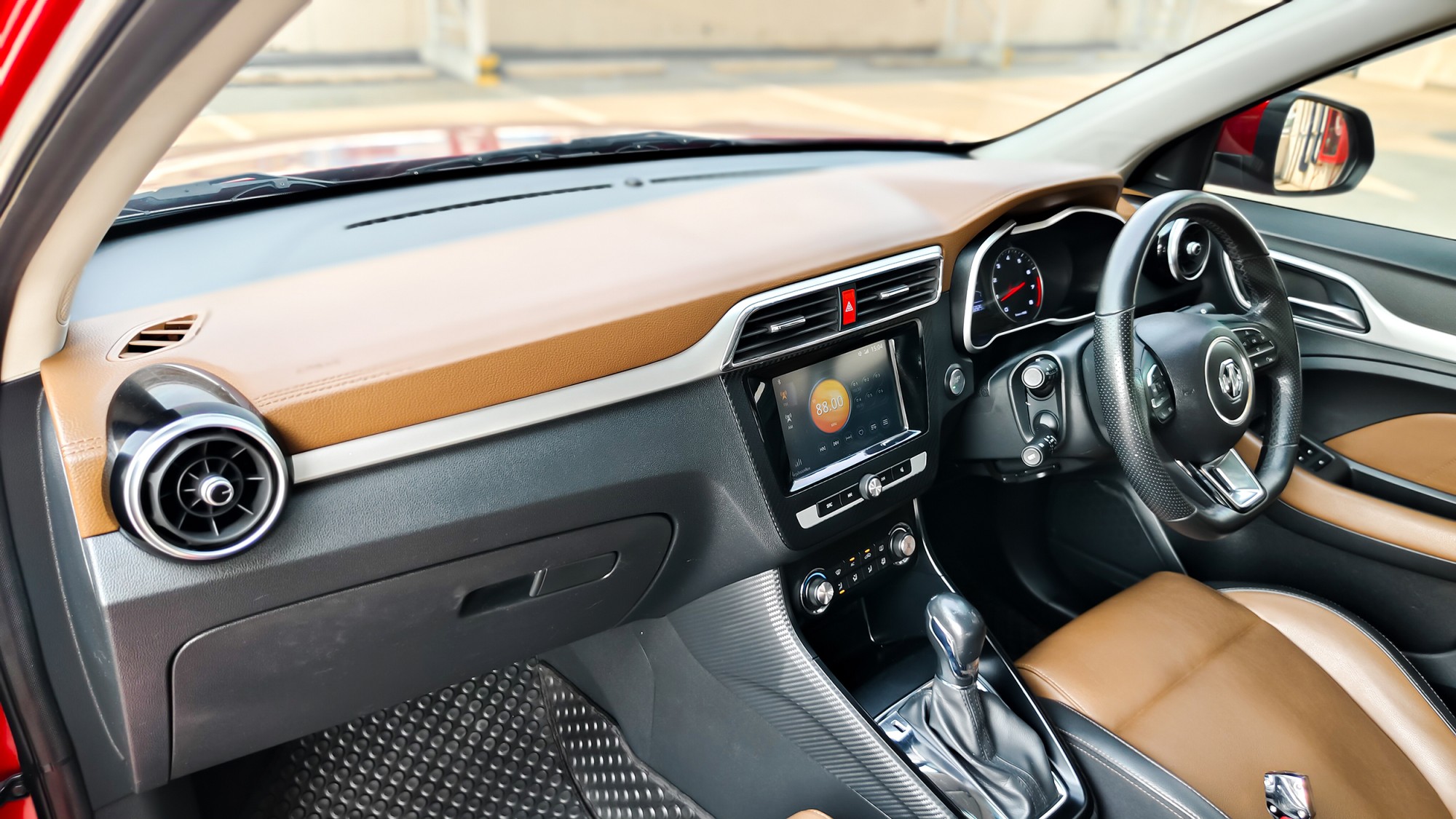 MG ZS i-SMART 1.5X TOP Sunroof A/T ปี 2018 จด 2019 (รูปที่ 26)