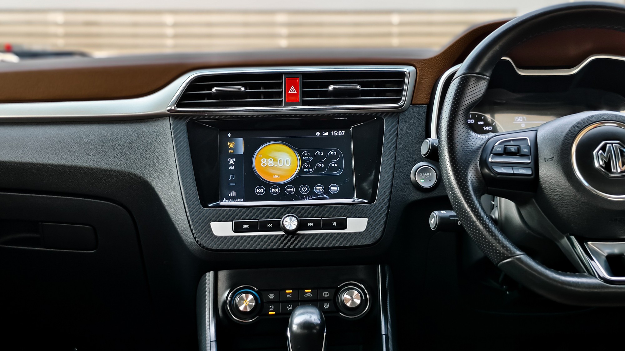 MG ZS i-SMART 1.5X TOP Sunroof A/T ปี 2018 จด 2019 (รูปที่ 10)