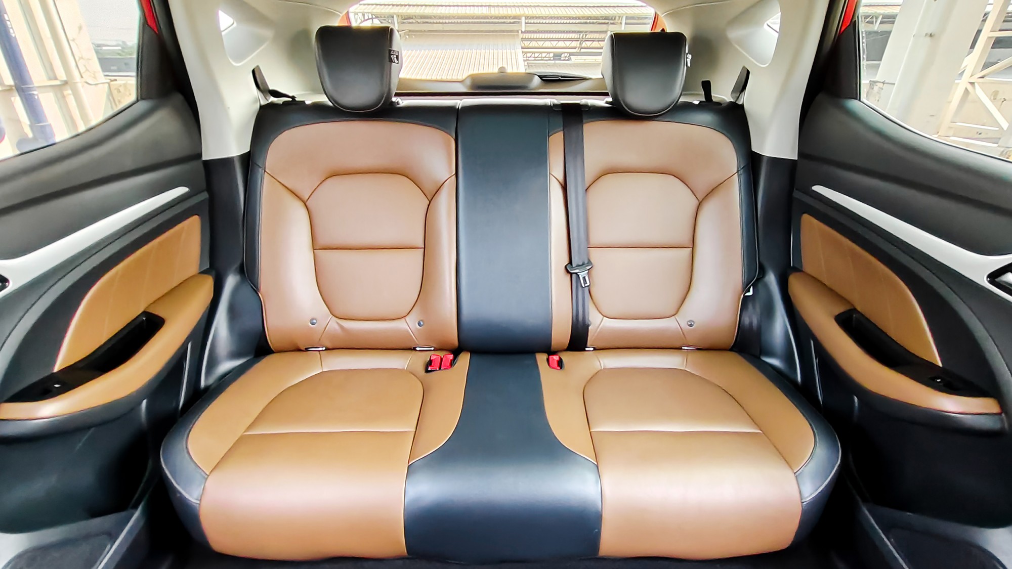 MG ZS i-SMART 1.5X TOP Sunroof A/T ปี 2018 จด 2019 (รูปที่ 8)