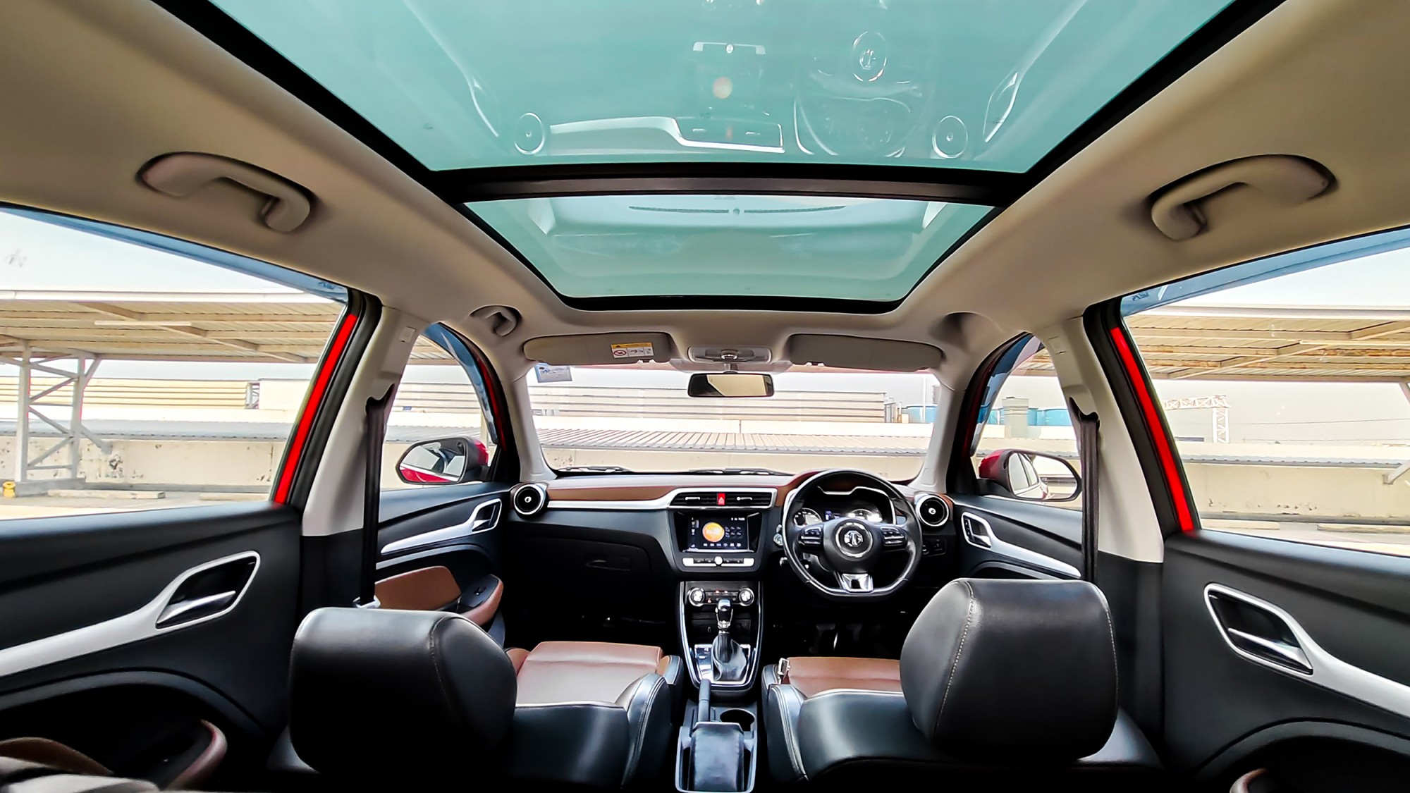 MG ZS i-SMART 1.5X TOP Sunroof A/T ปี 2018 จด 2019 (รูปที่ 11)