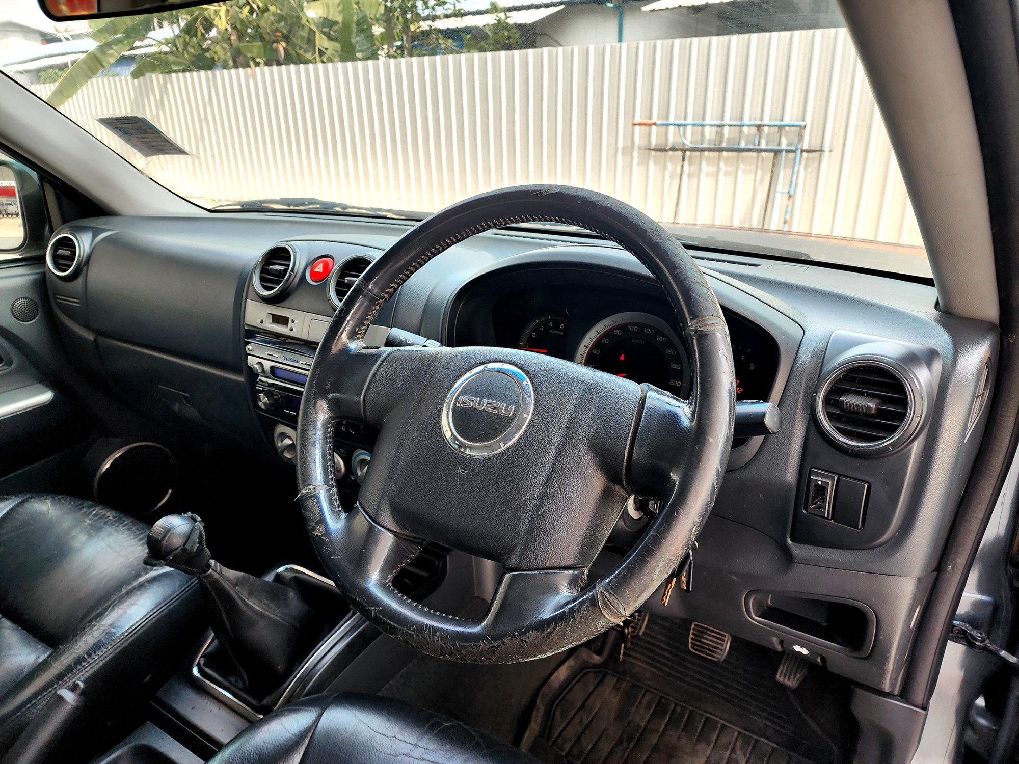 Isuzu D-max Hi-lander 2.5 Ddi ปี 2011 ไมล์ 2 แสน (รูปที่ 12)