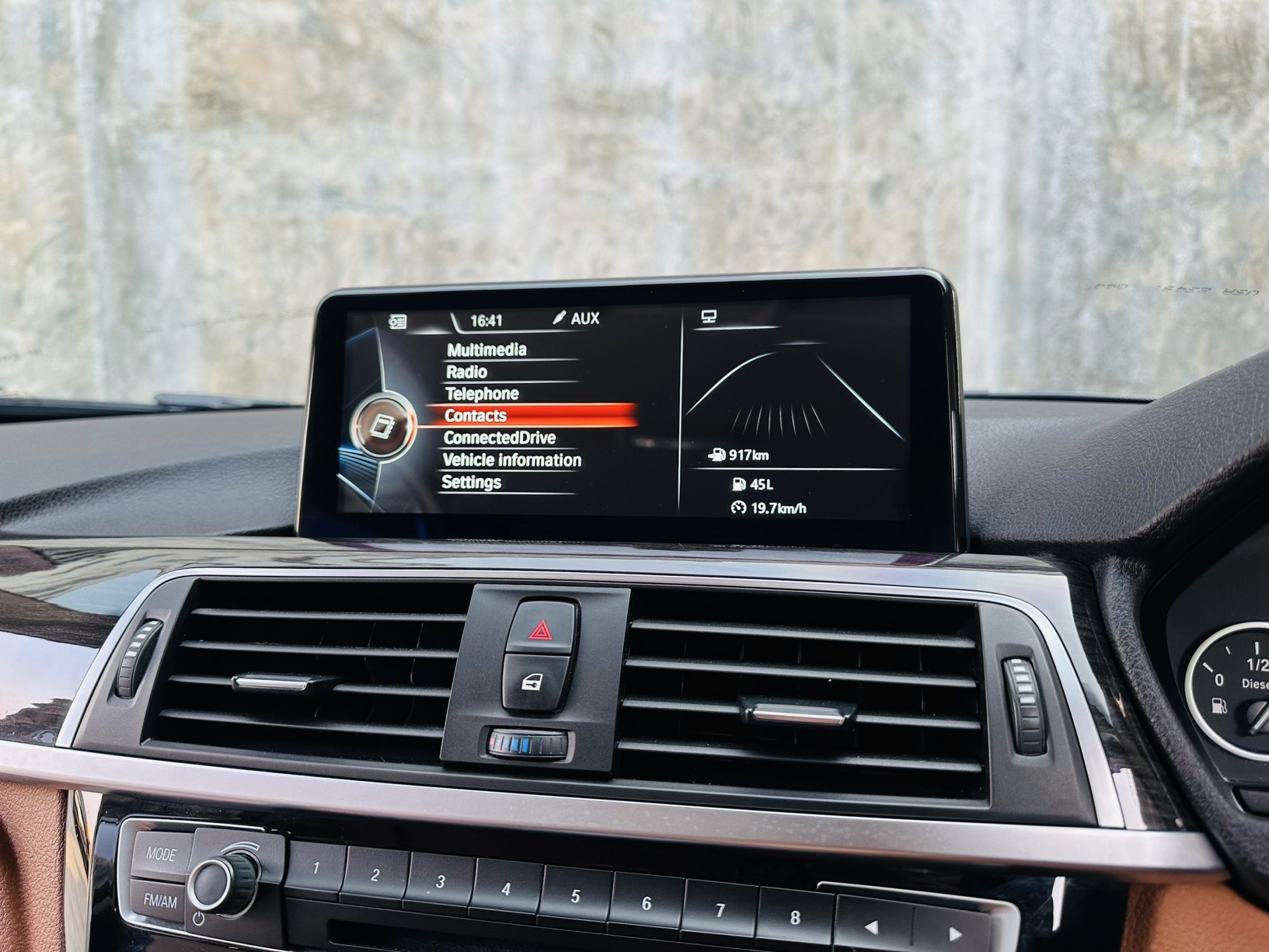 2016 แท้ BMW SERIES 3, 320d โฉม F30 ไมล์ 30,000 กม. โทร.0922639576 เอ๋ (รูปที่ 8)