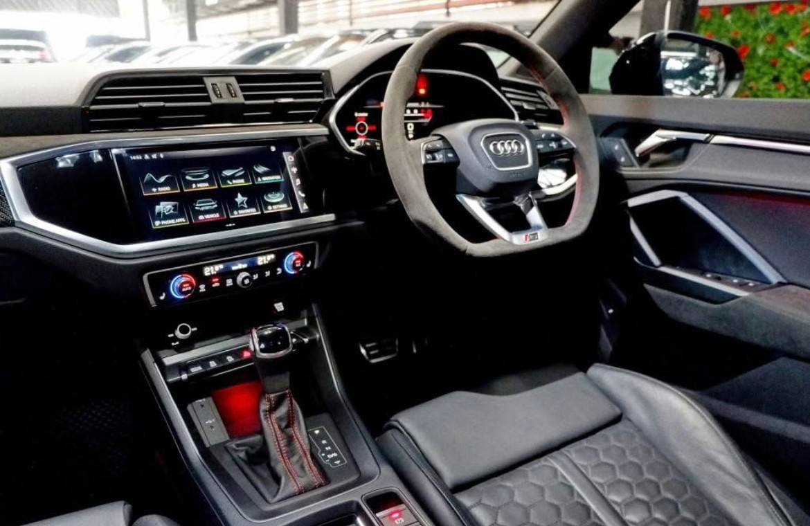 Audi RS Q3 Sportback quattro SUV ไมล์ 7,000 กม. (รูปที่ 10)