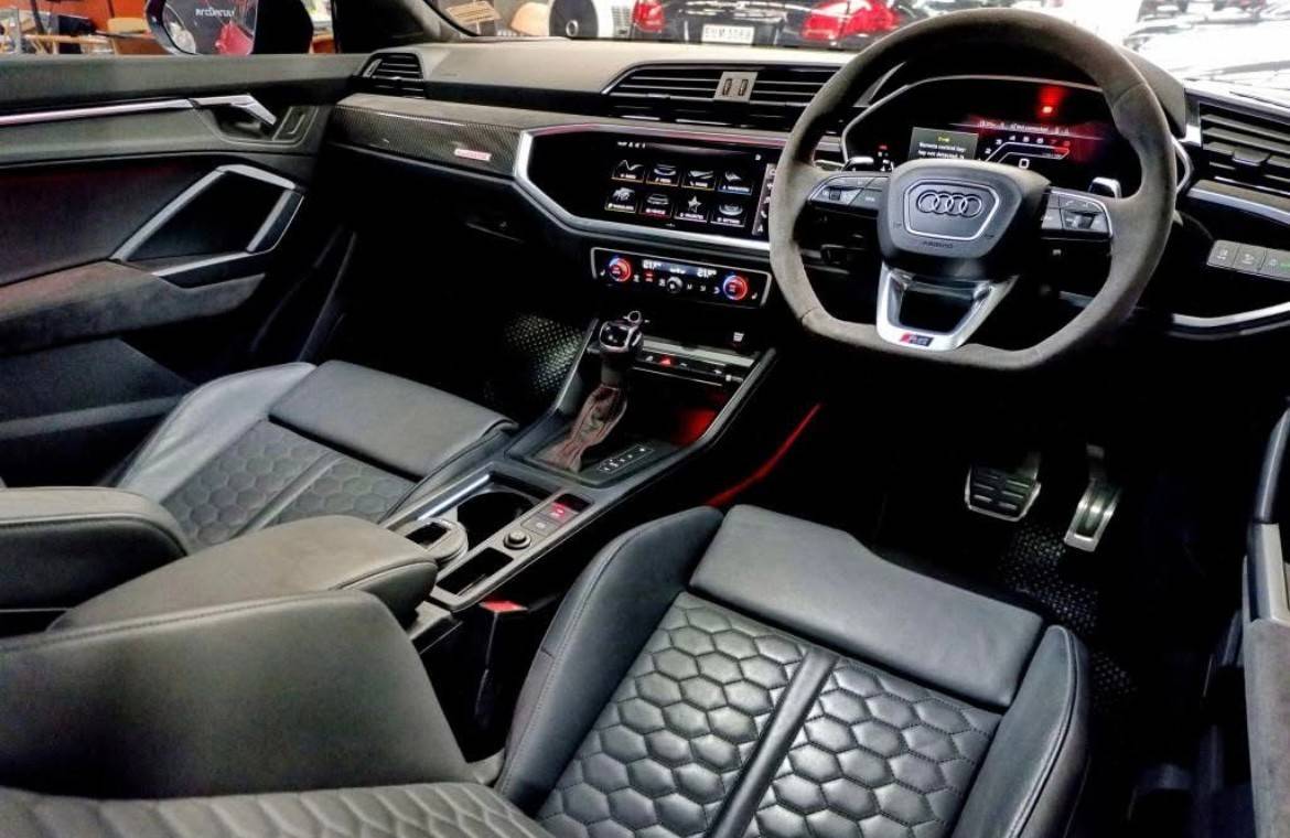 Audi RS Q3 Sportback quattro SUV ไมล์ 7,000 กม. (รูปที่ 9)