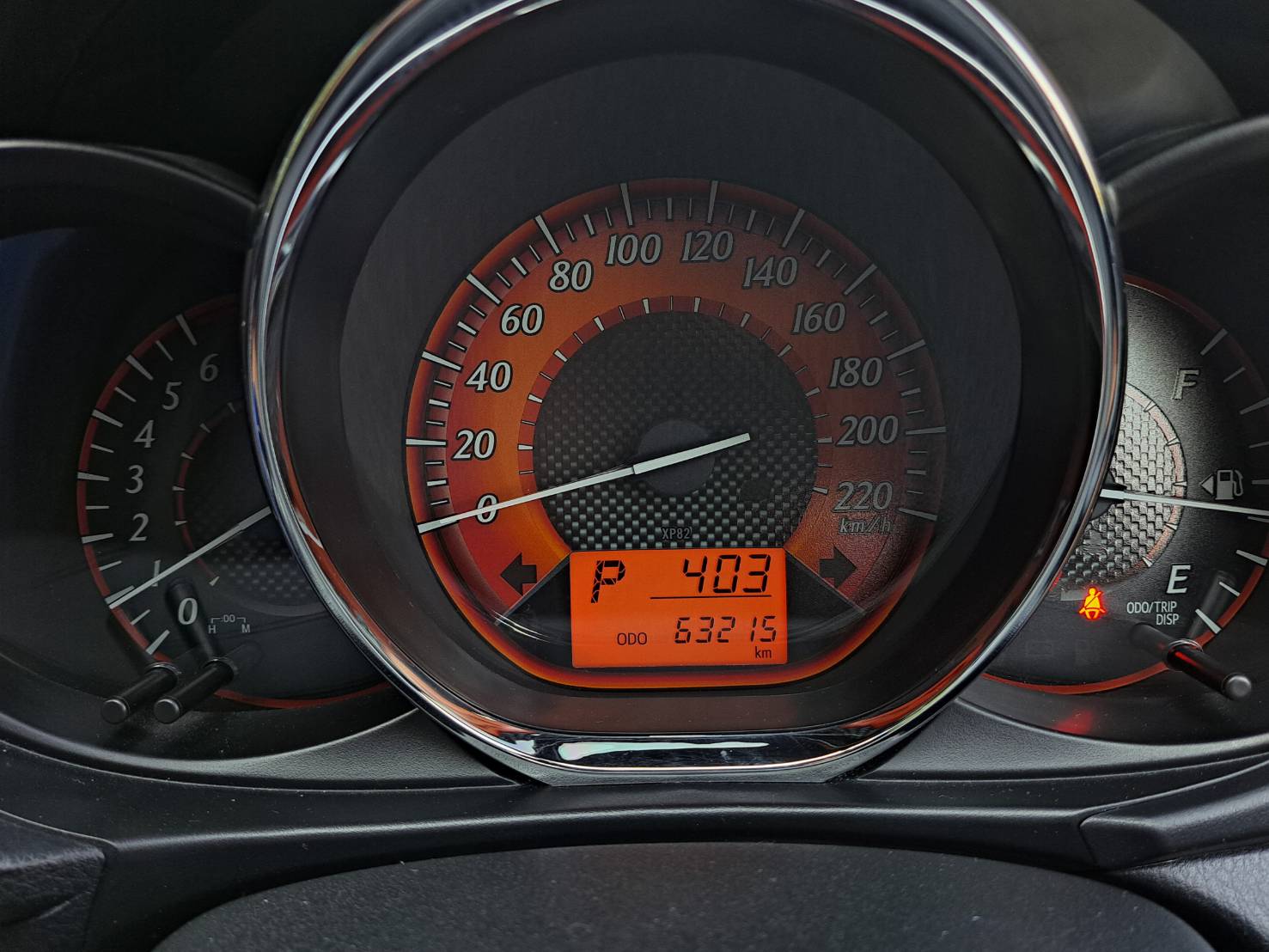 TOYOTA YARIS 1.2E ปี2014 5ประตู ไมล์น้อย63,000 มือเดียว รถสวยไม่มีชน