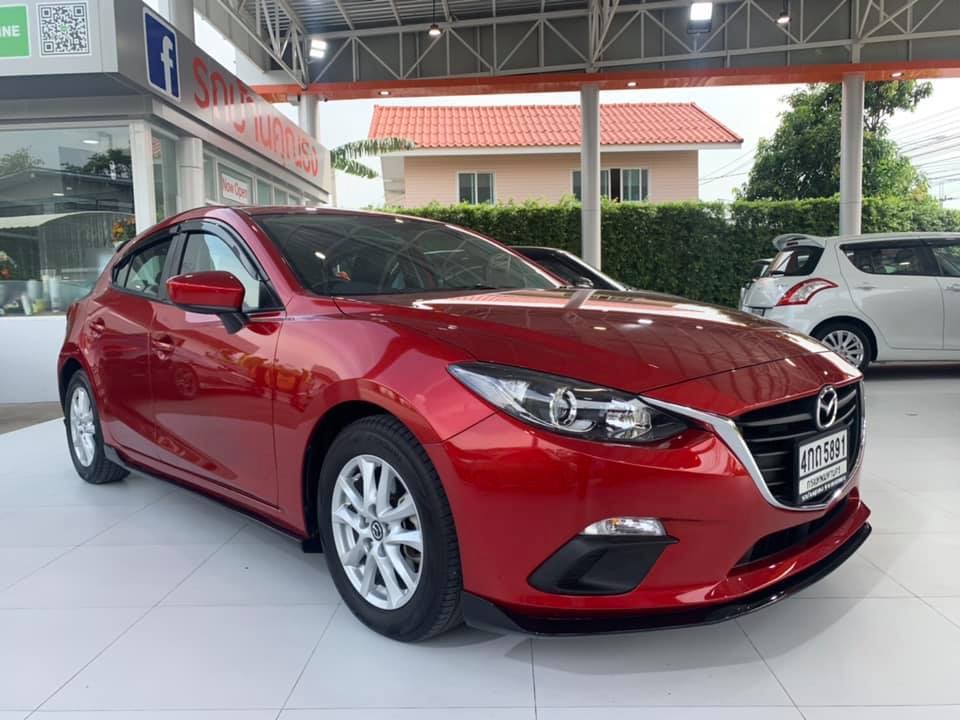 Mazda 3 Hatchback ปี 2015 สีแดง (รูปที่ 4)