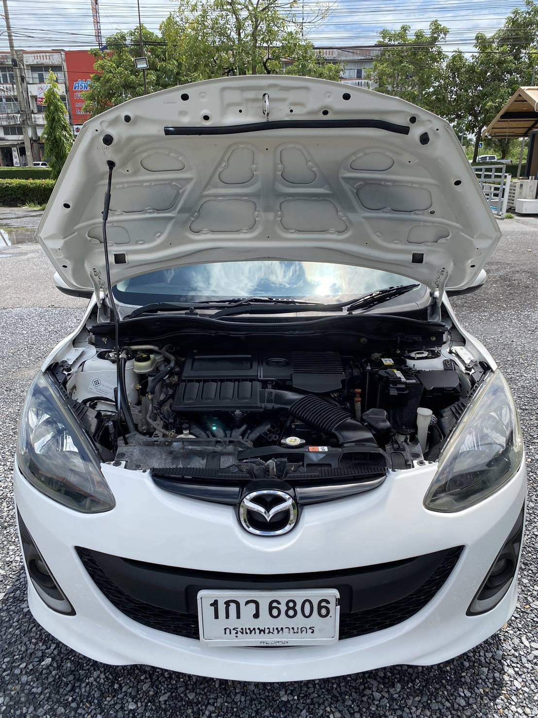 Mazda2 elegance spirit1.5 ปี 2013 ไมล์เเค่ 90,000 km เท่านั้น!!! รถสวยมากๆ แต่งครบๆ (รูปที่ 17)