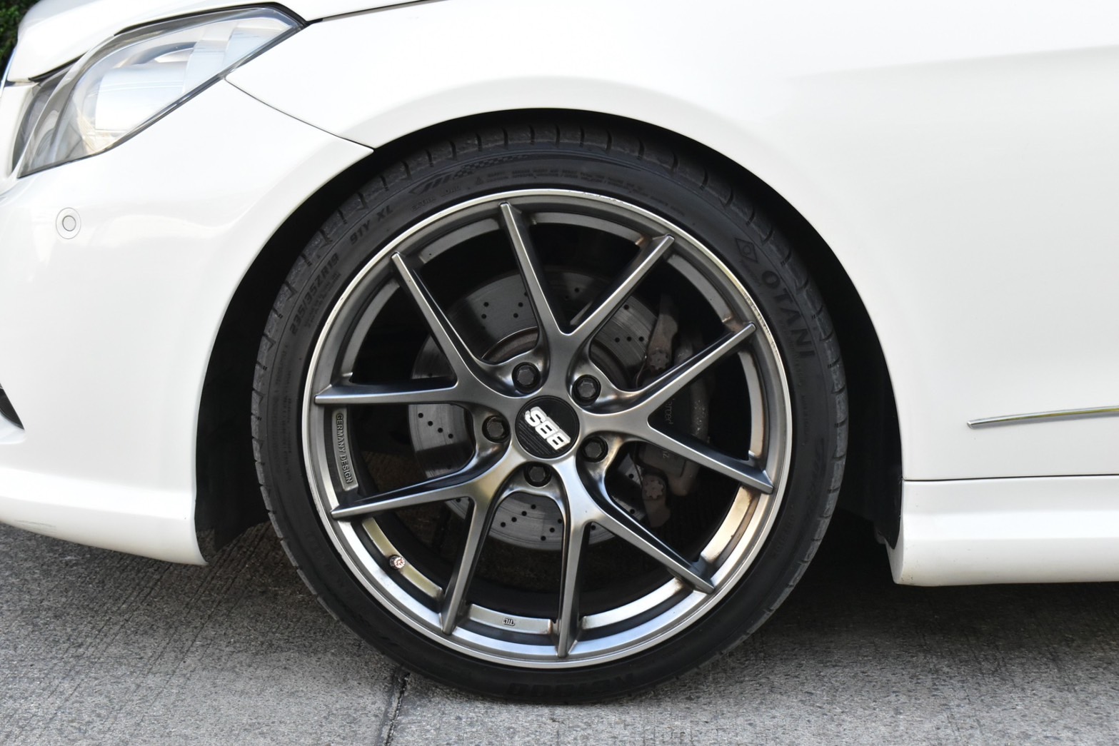 Mercedes-benz E200 CGI COUPE ไมล์ 90,000 กม. (รูปที่ 18)