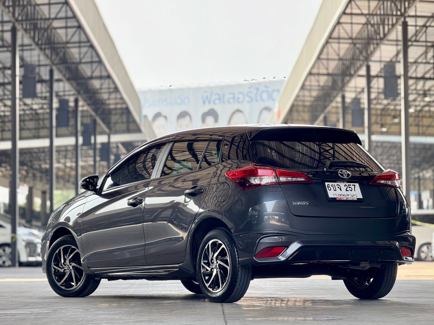 Toyota Yaris 1.2 Sport ปี 2021 ไมล์ 2 หมื่น (รูปที่ 13)